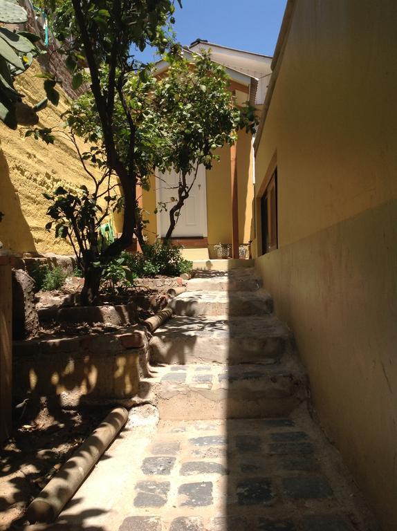 Pontoval B&B Valparaíso Buitenkant foto